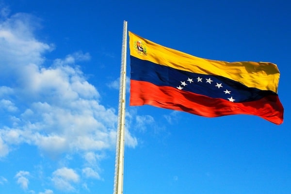 | Venezuela flag | MR Online
