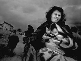 | Civilians fleeing Kosovo in 1999 | MR Online