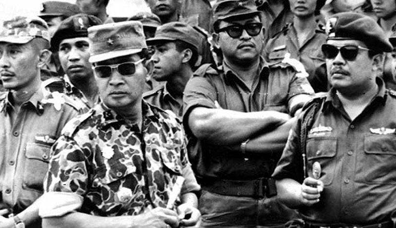 | General Suharto in the days after the September 30th Movement | MR Online
