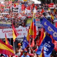 | The economic base of the oligarchy which supports imperialism must be destroyed and working people given democratic control over the economy Image Lucha de Clases | MR Online