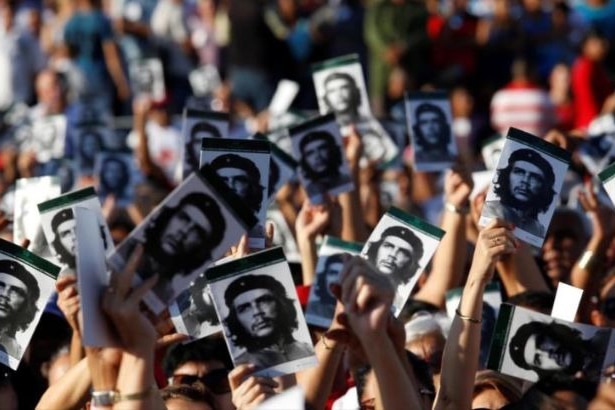 | Cubans pay homage to Ernesto Che Guevara on his 90th birth anniversary | MR Online