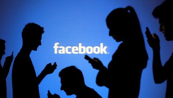 | Proceed with caution the CIA NSA FBI and DOD are your friends on Facebook writes Lauren Smith | Photo Reuters | MR Online