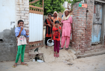 | Women and children at Jamalpur Shekhan village Haryana July 2018 Photo credits Celina della Croce | MR Online