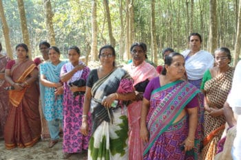 | Women farmers of a Kudumbashree group farming unit in Pattanamthitta Kerala | MR Online