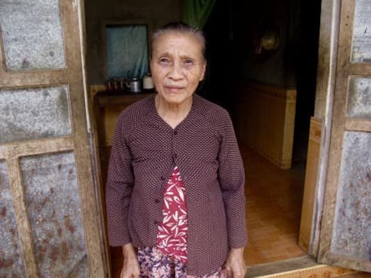 | Le Thi Mit at her home in Cam Nghia in Quang Tri Province | MR Online