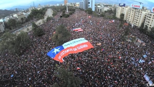 | The popular movement against Piñeras neoliberal government and its repressive policies is unprecedented in Chiles modern history | Photo teleSUR | MR Online