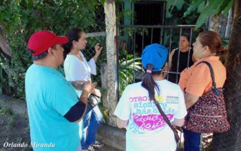 | Brigadistas visit house by house Photo Voz del Sandinismo | MR Online