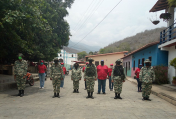 | Components of the Bolivarian Militia and the peoples power organized in the town of Chuao Photo Mónica Ávila | MR Online
