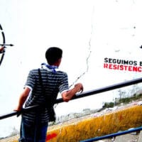 We carry on resisting. San Juan, Caracas. 2010. Comando Creativo