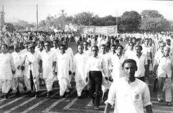 | Communist leader Jyoti Basu sixth from the left in the front row no glasses who later became the Chief Minister of West Bengal at a Bhukha Michhil procession of the hungry during the Food Movement of 1959 Ganashakti | MR Online