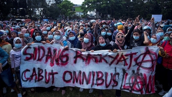 | Thousands of Indonesians have taken the streets of Jakarta Bandung and other cities in protest against the governments push to enact the omnibus law | MR Online