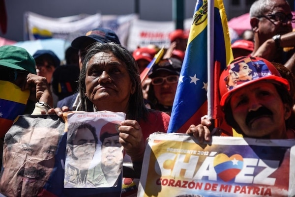 | Pro government supporters gather in Sucre Square during a demonstration against imperialism Carolina Cabral Getty | MR Online