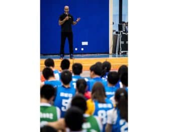| Stephon Marbury a former NBA and CBA star and a legend to Chinese basketball fans delivers a speech at a training camp held at the Affiliated High School of Peking University in Beijing Sept 19 2018 IC | MR Online
