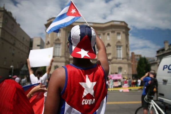 | Cuban supporter waves a Cuban flag | MR Online