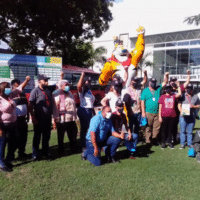 | Socialist Kellogg factory workers and a delegation of workers from the US Canada Colombia Mexico and Tunisia visiting the factory Fight Back Newsstaff | MR Online
