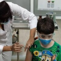 Vaccination of youth in Cuba.