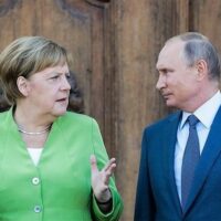 Russian President Vladimir Putin and German Chancellor Angela Merkel discussed the conflicts in Ukraine and Syria, as well as Iran and a gas pipeline project that has drawn US ire during tough talks outside Berlin that ended with no clear-cut progress.