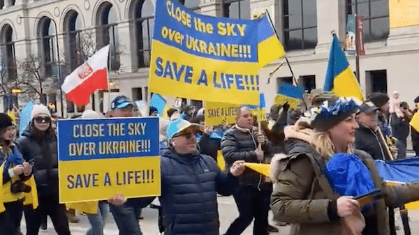 | Thousands of people in Chicago calling for a no fly zone over Ukraine Photo via Jenna Barnes on Twitter | MR Online