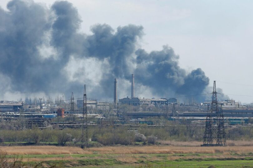 | Thick smoke billows from the Azov steel plant on April 20 2022 | MR Online