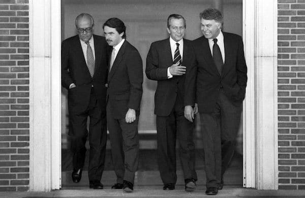 | From left to right Leopoldo Calvo Sotelo José María Aznar host of the meeting Adolfo Suárez and Felipe González photographed at the Moncloa Palace on the occasion of the 20th anniversary of the first democratic elections after the Civil War This meeting of the four presidents of the Government was held on June 13 1997 Photo Gorka Lejarcegi | MR Online