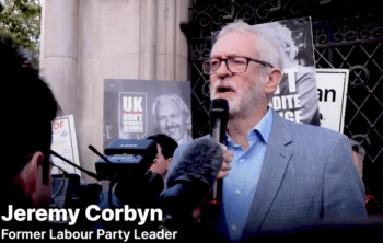 | Jeremy Corbyn expressing support for Julian Assange outside the London court where the US appeal hearing was taking place Oct 28 2021 Dont Extradite Assange Campaign | MR Online