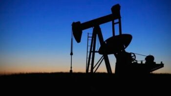 | The 12 biggest oil companies are prepared to spend 3 a day for the rest of the decade to exploit new fields of oil and gas Image Public Domain | MR Online