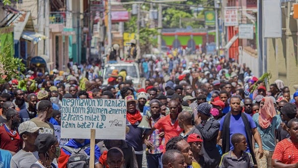 | Since August 22 tens of thousands of Haitians have been taking to the streets across the country demanding the resignation of de facto Prime Minister and acting President Ariel Henry Photo Madame BoukmanTwitter | MR Online