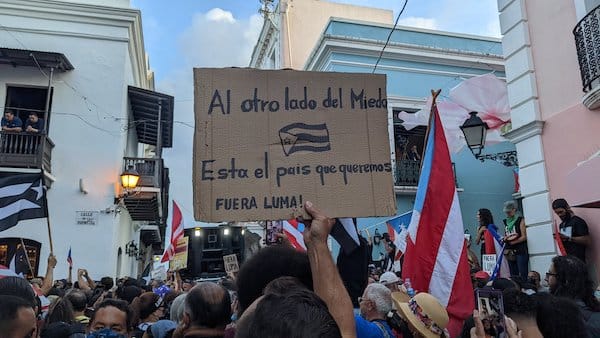 | On August 25 thousands of Puerto Ricans took to the streets in the capital San Juan against Canadian American LUMA Energy company Photo Bandera RojaTwitter | MR Online