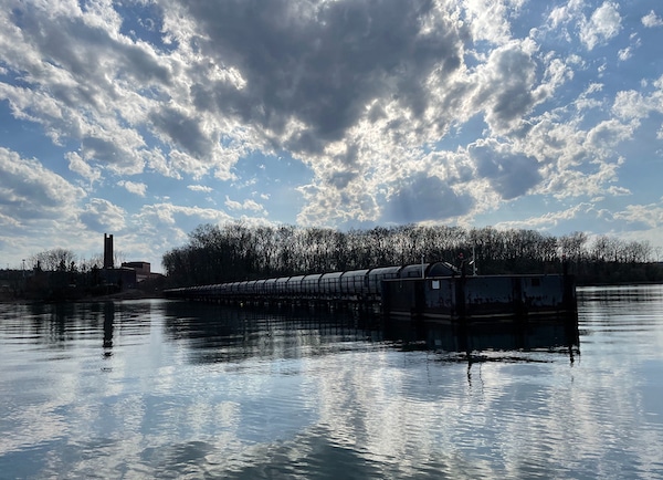 | Intake pipe for Greenidge power plant on Seneca Lake New York Photo by Abi Buddington | MR Online