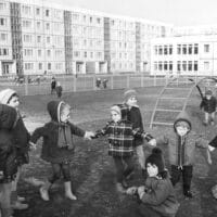 Image 7. In the DDR, strict norms were developed and enforced to ensure appropriate pedagogical methods, infrastructure, and open spaces at children’s facilities. New housing developments, such as the one in Rostock featured here, were required to include large open spaces for children.