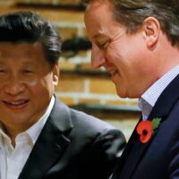 Xi Jinping and former PM David Cameron in a pub in 2015.