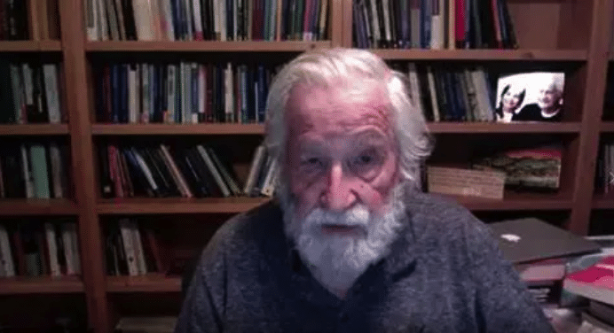 | Noam Chomsky Source cultureainquietacom | MR Online