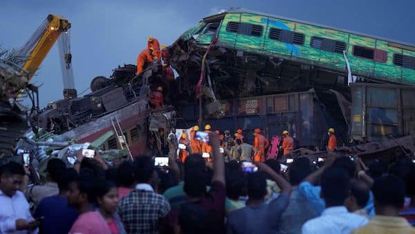| Rescuers attempt to remove body of a victim from passenger train that derailed in Balasore district in the eastern Indian state of Orissa Saturday June 3 2023 AP PhotoRafiq Maqbool | MR Online