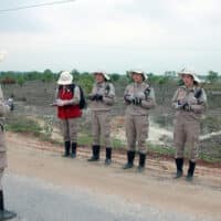 Team leader Trinh Thi Hong Tham briefs her team members when responding to a UXO emergency call (photo by Hien Ngo).