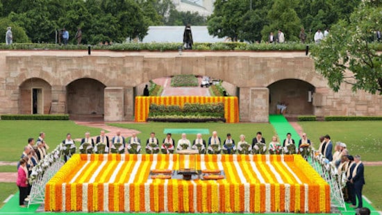 | G20 leaders at Rajghat paying homage to Mahatma Gandhi New Delhi September 10 2023 | MR Online