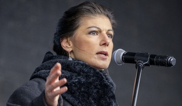 | Capable of mobilization Sahra Wagenknecht speaks at the peace rally on February 25 2023 in Berlin | MR Online