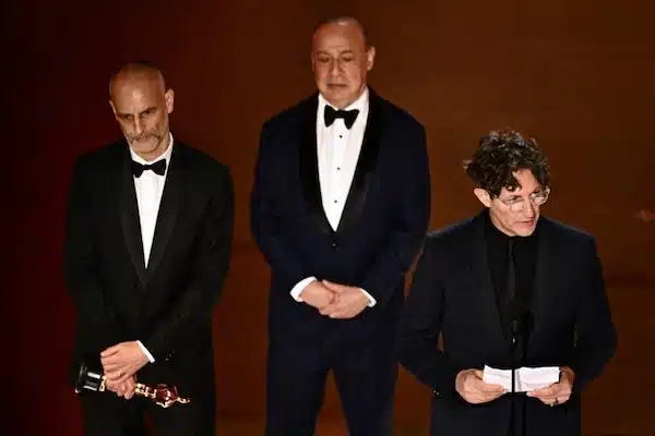 MR Online Part 5 | Filmmaker Jonathan Glazer who won the Oscar for Best International Feature Film for The Zone of Interest delivers his acceptance speech at the 2024 Academy Awards Photo by Rich PolkVarietyGetty Images | MR Online