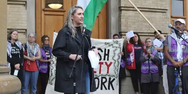 | OFL president Laura Walton speaks at a rally in support of UofT students on Monday May 27 Credit OFL X Credit OFL X | MR Online