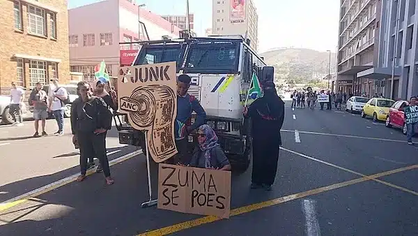 | Anti Zuma protestors in Cape Town complaining of the junk status that South African debt became valued at during the Zuma presidency The term se poes is a slang insult in Cape Town 7 April 2017 | MR Online
