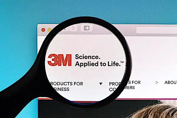 | 3M logo under magnifying glass by Marco Verch under Creative Commons 20 | MR Online