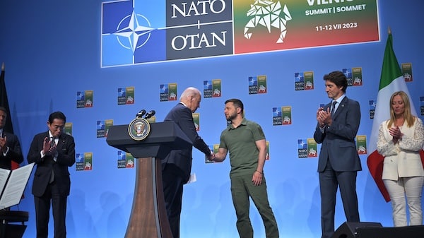 MR Online | Biden and Zelensky shake hands at the NATO Summit in July 2023 in Vilnius Photo Dati BendoEuropean Commission | MR Online
