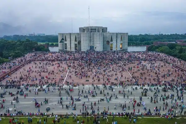 | Anti government protestors in Dhaka August 5 2024 | MR Online