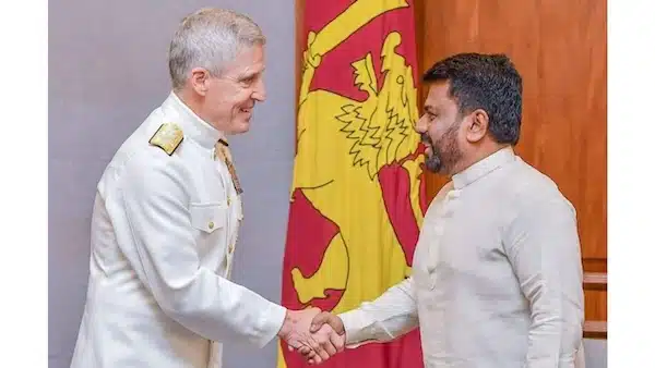 MR Online | Commander of the US Pacific Fleet Admiral Steven Koehler and Sri Lanka President Anura Dissayanake October 10 2024 Photo நான் இலங்கையன் | MR Online