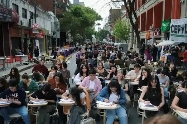 | Argentinian university students hold a class in the street Buenos Aires October 2024 PHOTO Alessia MaccioniReuters | MR Online